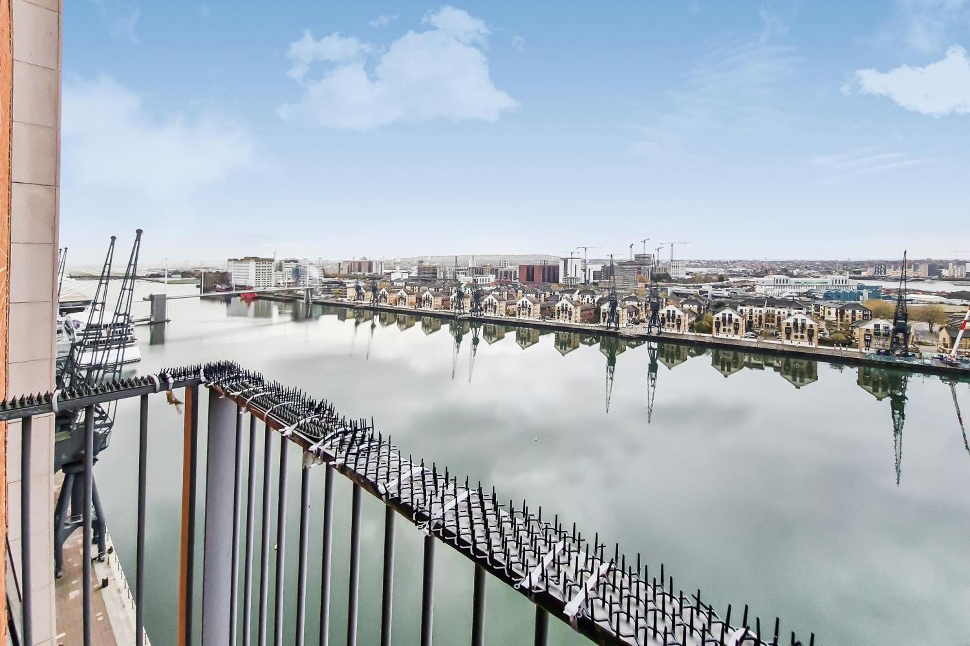 Deluxe Two Bed Apartment With River & City View Londyn Zewnętrze zdjęcie