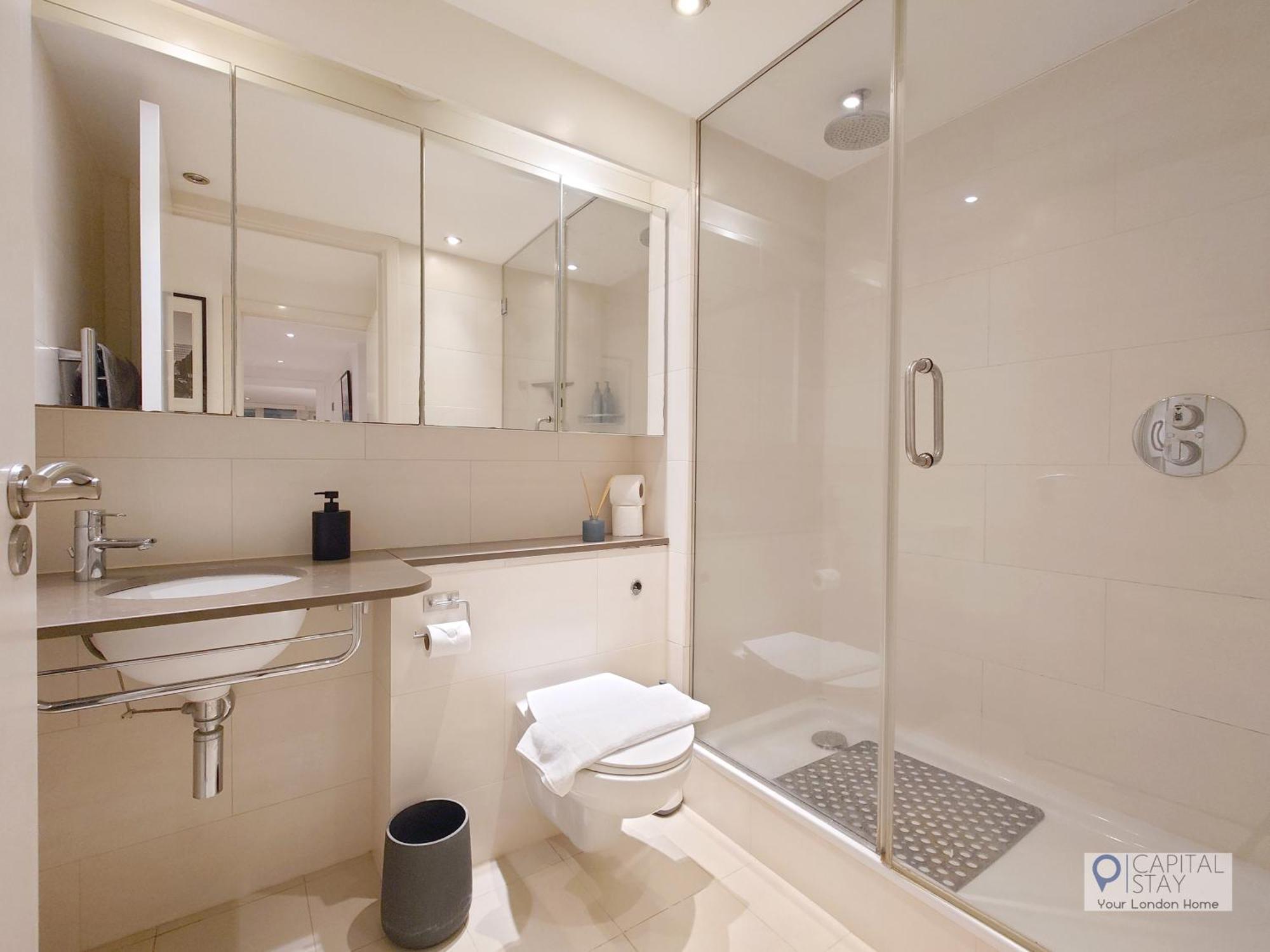 Deluxe Two Bed Apartment With River & City View Londyn Zewnętrze zdjęcie